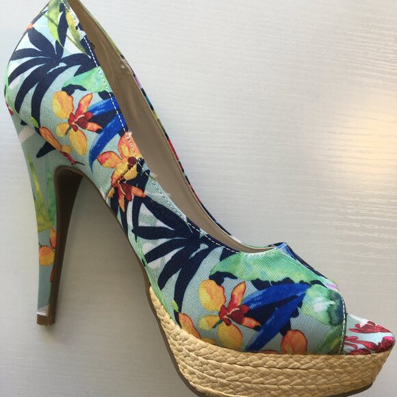 Tropical Print Peep Toe Heels by Apt. 9 - Picture 4 of 15